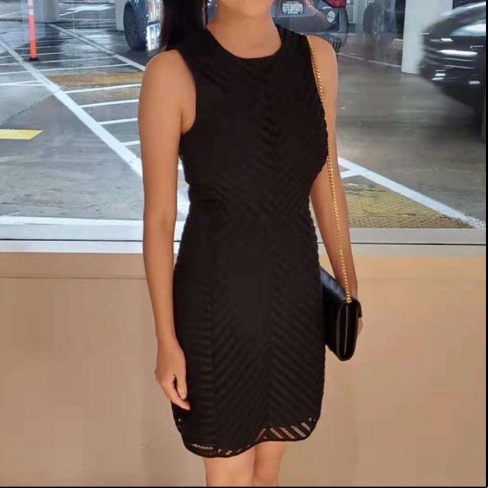 H&M Black Mesh Chevron Textured Dress XS Size 2 - Picture 4 of 15